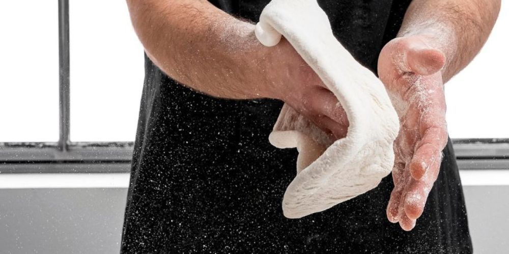 Preparare la focaccia al formaggio di Recco: come si procede